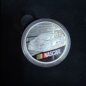 2016 NASCAR 1oz Fine Silver Coin Medallion ( CAR)